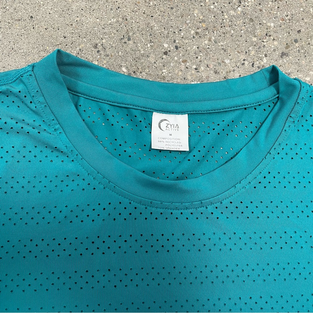 Zyia Active Teal Aqua Chill Long T-RC Sleeve Vented Mesh Top Shirt size Medium - Picture 3 of 8